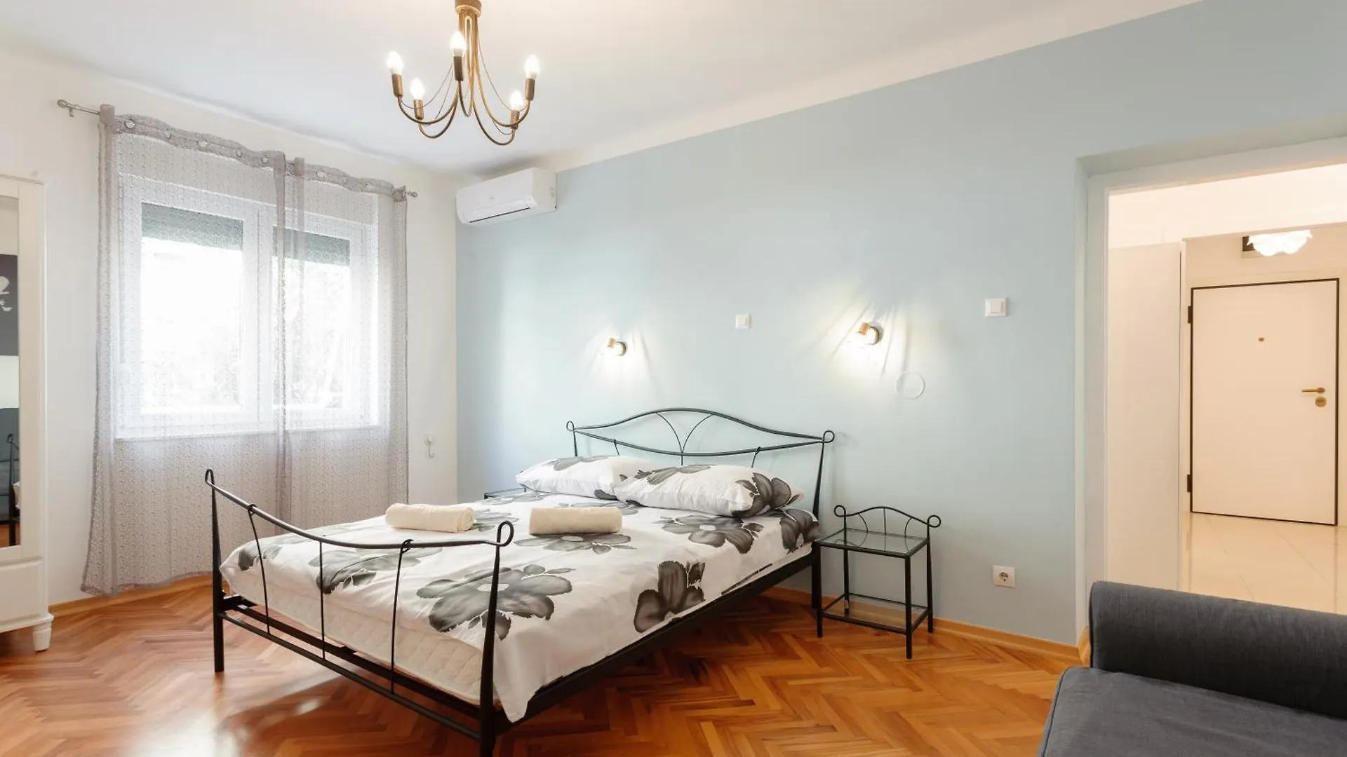 Apartment Marina'S Place Split